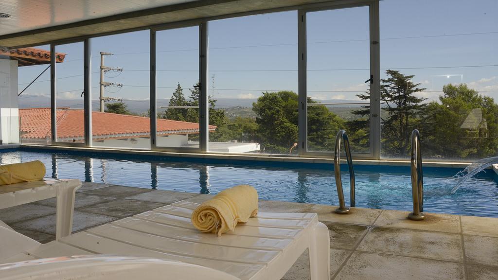 Hotel 15 De Mayo Villa Carlos Paz Eksteriør billede